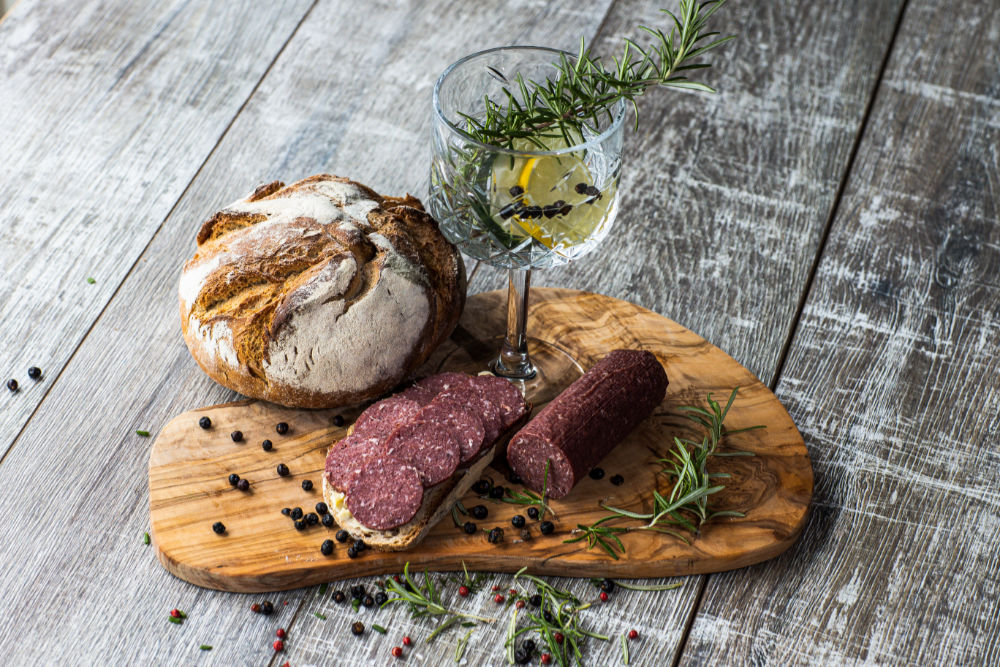 Herzhaft-Wild-Wilde-Gin-Salami-shop